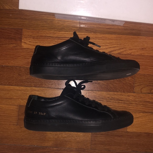Woman By Common Projects Achilles Low Sneaker - Picture 8 of 14